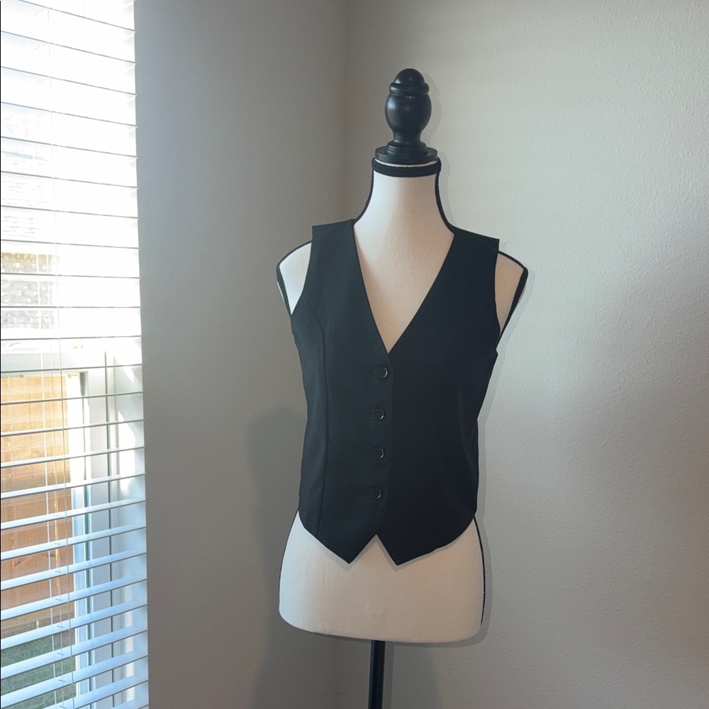 black button up vest top size small